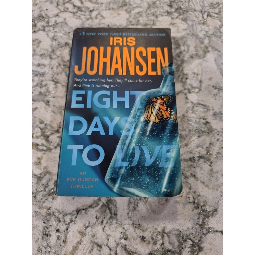 Eight Days to Live By Iris Johansen Paperback 9780312368142